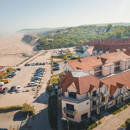 Logis- Hotel De La Baie De Wissant & Appartements Exterior photo
