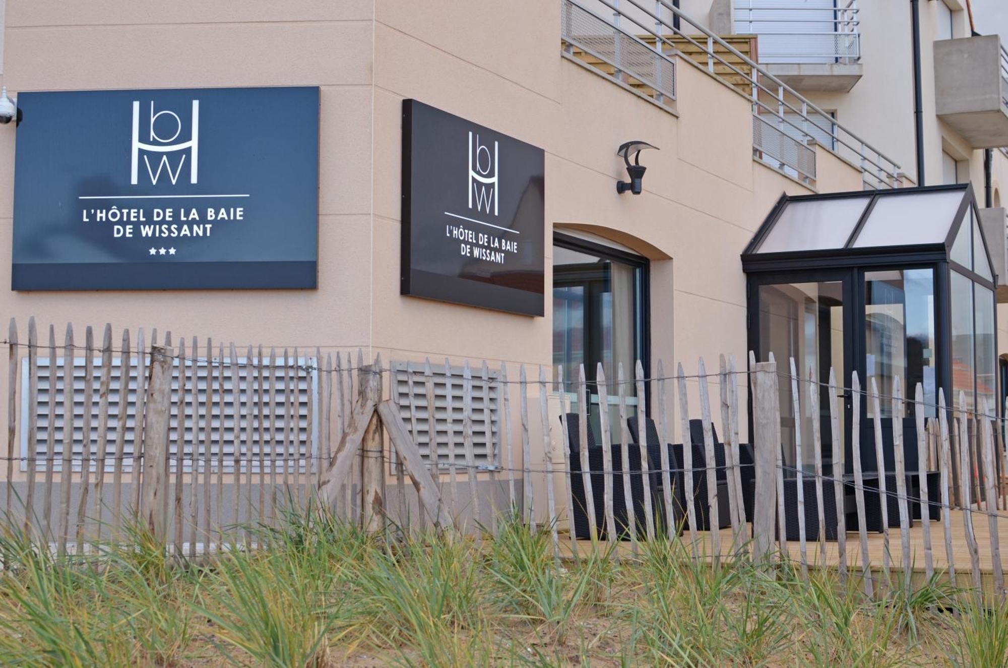 Logis- Hotel De La Baie De Wissant & Appartements Exterior photo