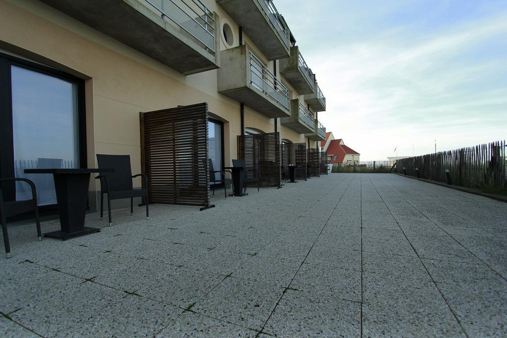 Logis- Hotel De La Baie De Wissant & Appartements Exterior photo